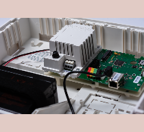 JA-103K-7Ah Centrala sterująca z komunikatorem LAN z miejscem na akumulator 7Ah